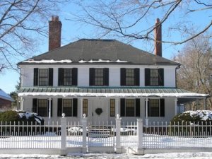 The house that now houses the Walpole Library dates to the 1780s