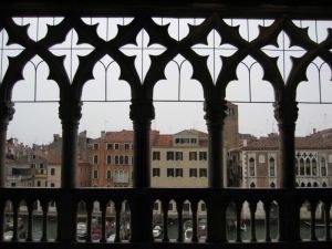 Venice from the Ca d’Oro, photo by Procsilas Moscas, April 2005 (Wikimedia Commons)