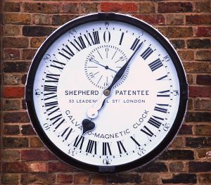 684px-Greenwich_clock_2