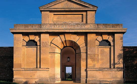 82edede9-08bb-4f99-9cee-2d0ea10ae0ed