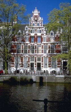 Photo: The Amsterdam Municipal Department for the Preservation and Restoration of Historic Buildings and Sites (bMA), via Wikimedia Commons.