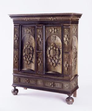 Image at top: Chest, 1700–35. Bequest of Henry Francis du Pont 1958.1144. Photo by Gavin Ashworth Chest, 1700–35. Bequest of Henry Francis du Pont 1958.1144. Photo by Gavin Ashworth   