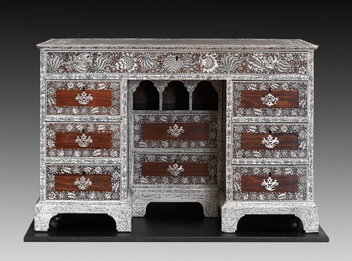 Anglo-Indian desk. Production Place: Vizagapatam, near Madras, in Southern India. Rosewood inlaid with finely engraved ivory, with silver handles, c.1750-1760. On loan to the Fitzwilliam Museum in Cambridge from Lady Hayter since March 2012. Belonged to Sir Thomas Rumbold, 1st Baronet (1736-1791), a British administrator in India.