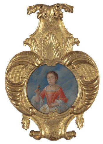 Small round portrait depicting a girl and mounted in an ornamental gilded frame.